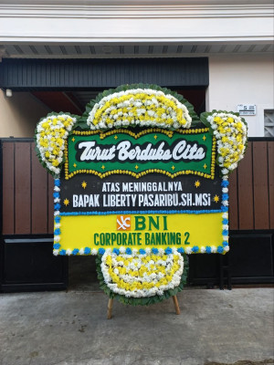 Papan Bunga Duka di Dolo