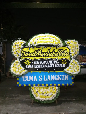 Papan Bunga Duka di Dolo