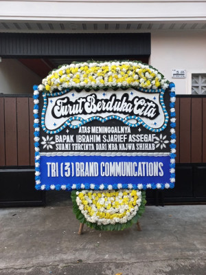 Papan Bunga Duka di Dolo